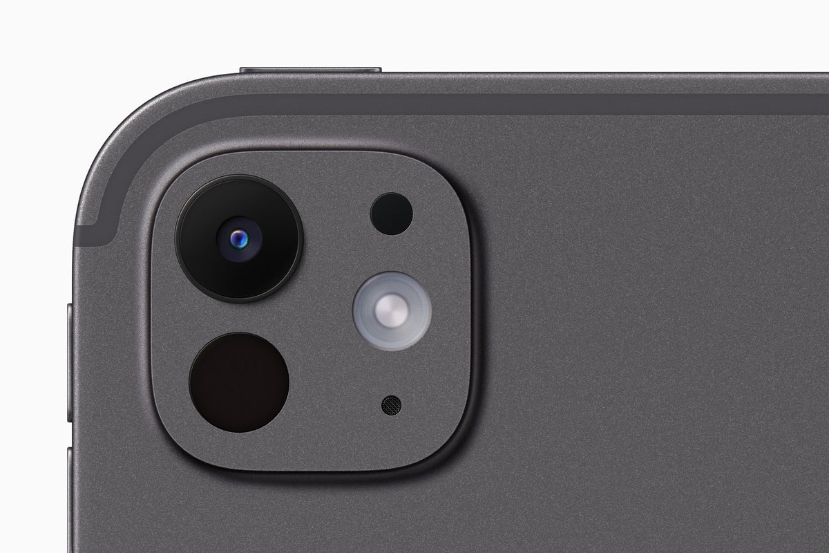 iPad Pro 13-inch (M4) - Pro cameras. Smarter scans.