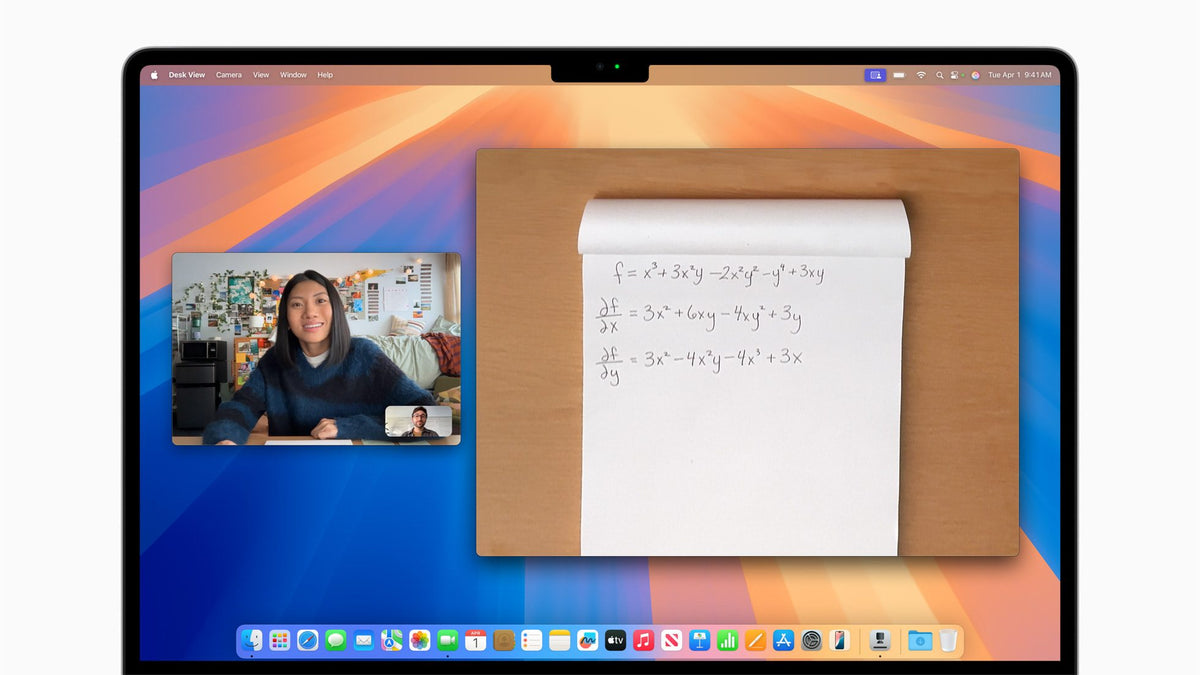 MacBook Air 15-inch (M4) - 12MP Center Stage with Desk View.