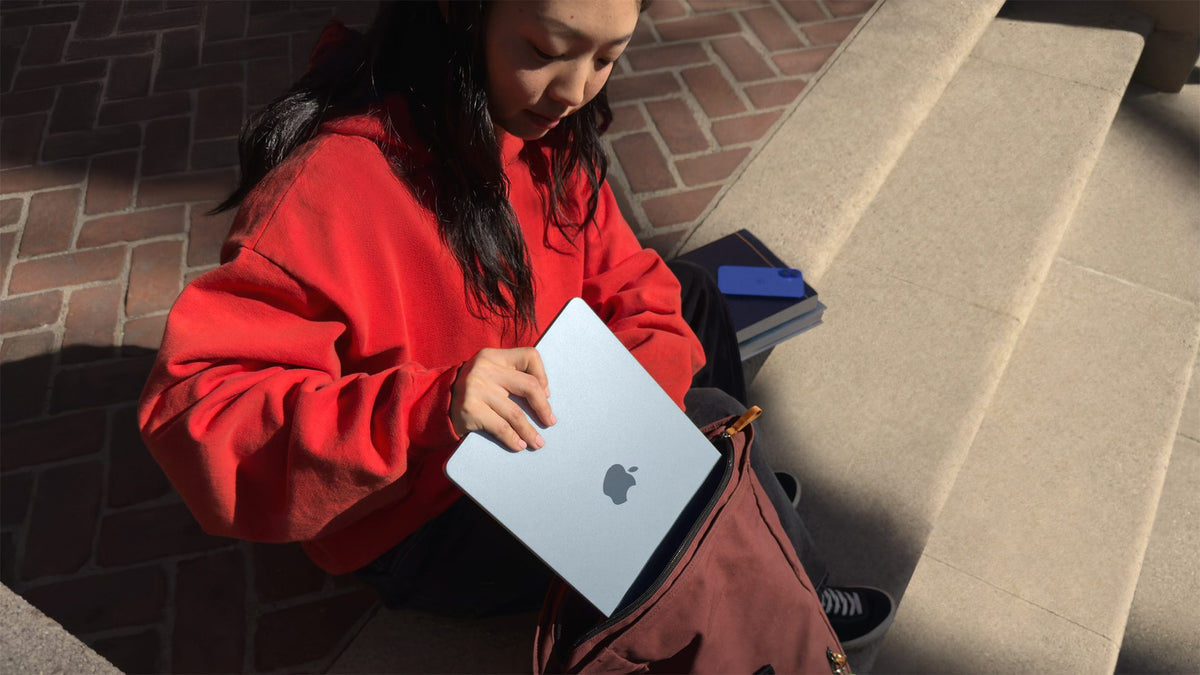 MacBook Air 15-inch (M4) - Thin, light, fanless.