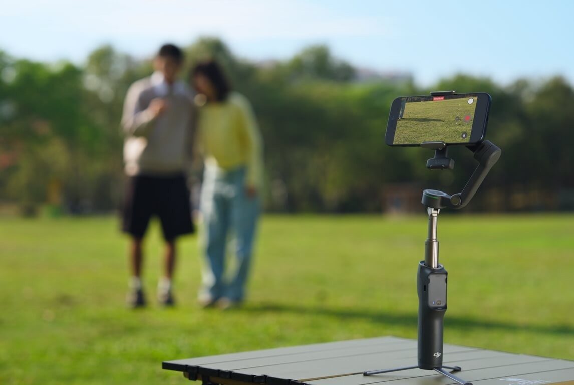 DJI Osmo Mobile 8P - A wider tripod. All day battery.
