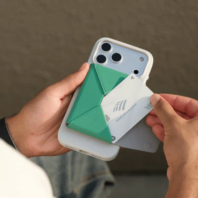 MOFT Snap Field Wallet with Stand (OZ Green)