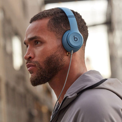 Beats Solo 4 (Wireless on-ear Headphones, Spatial Audio, Compatible with Android and iOS)