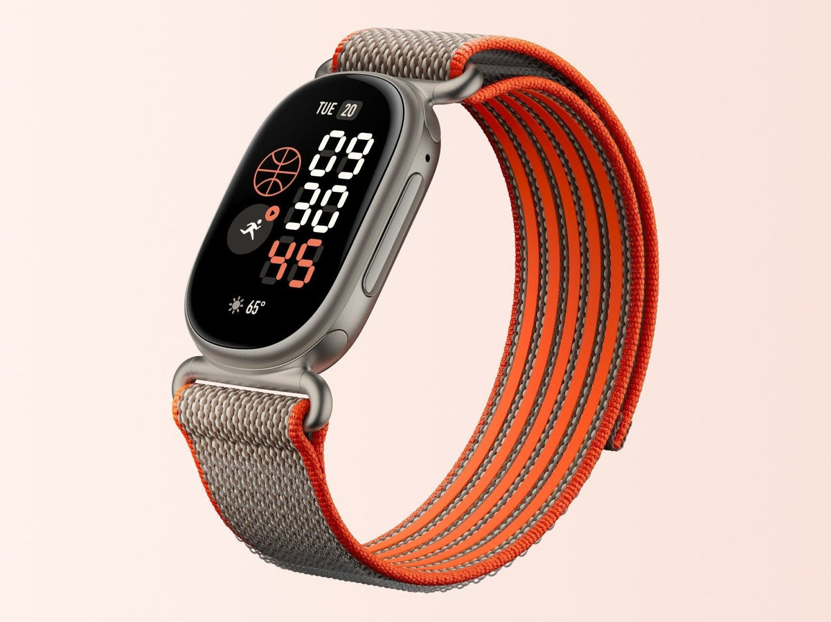 Google Fitbit Edge - Designed with Stephen Curry.