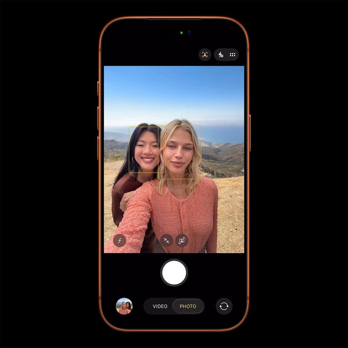 iPhone 17 Pro Max - Center Stage selfies.