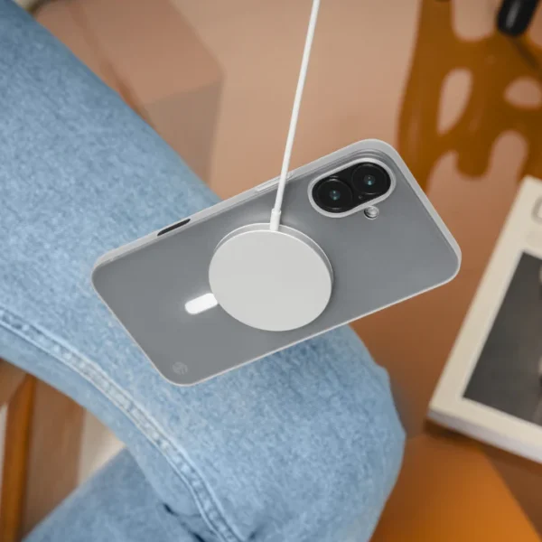 SwitchEasy 0.35 Ultra Slim MagSafe | Apple iPhone 16 Pro Max