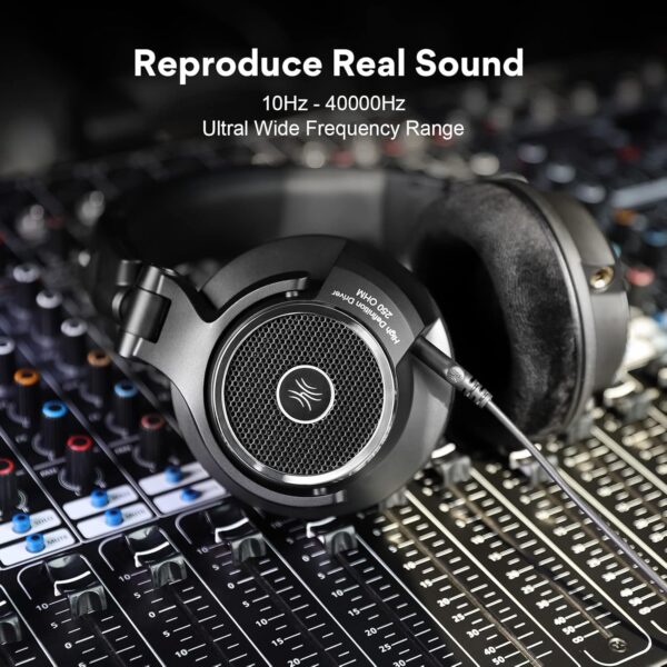 OneOdio Monitor 80 (Wired Over Ear Headphones for Professional Studio Applications, 250 Ohm, Velvet Earpads, Sound Isolation)