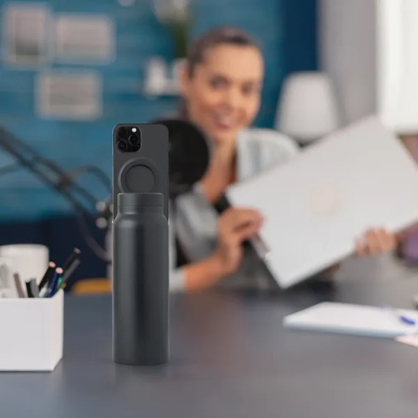Porodo Water Bottle with Magnetic Mount - Image 3